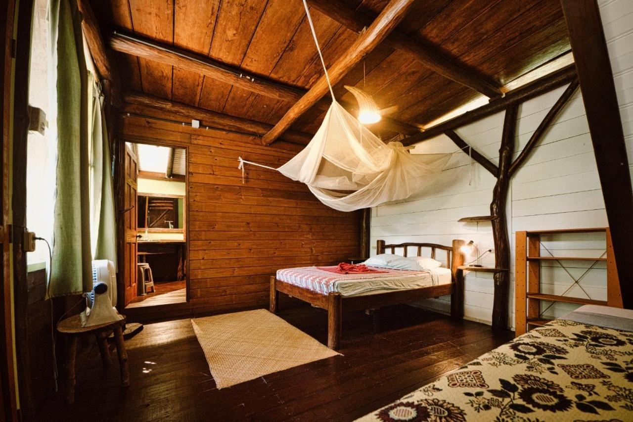 Hotel Casa Perico Rio Dulce Town Zewnętrze zdjęcie