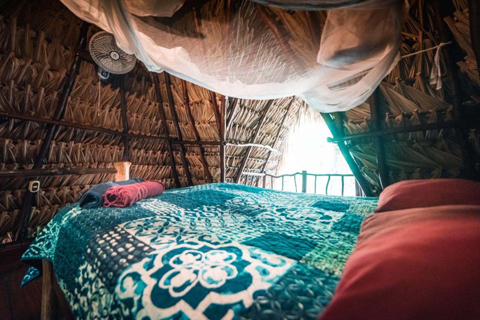 Hotel Casa Perico Rio Dulce Town Zewnętrze zdjęcie