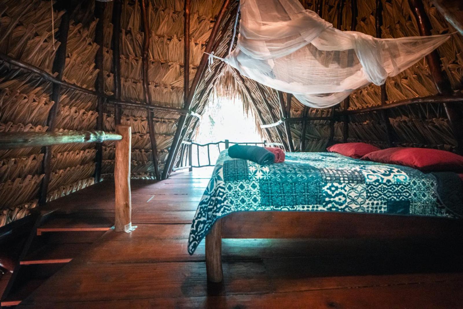 Hotel Casa Perico Rio Dulce Town Zewnętrze zdjęcie