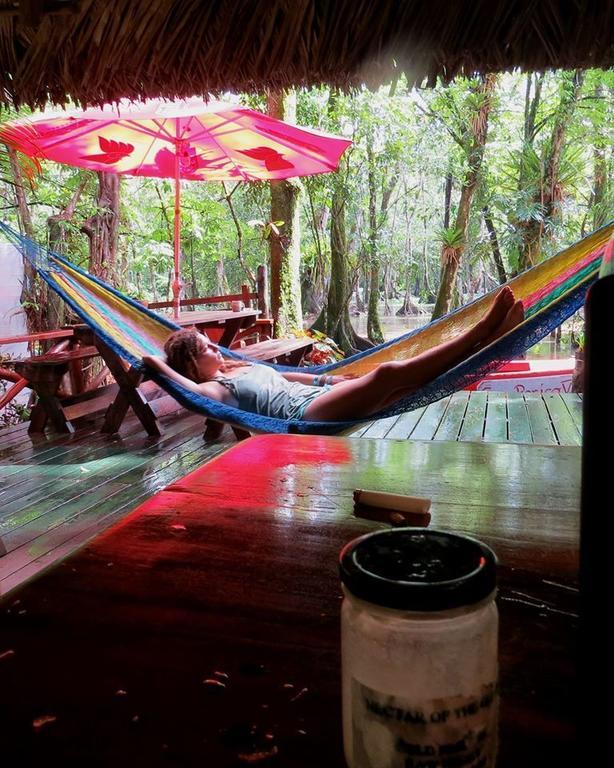 Hotel Casa Perico Rio Dulce Town Zewnętrze zdjęcie