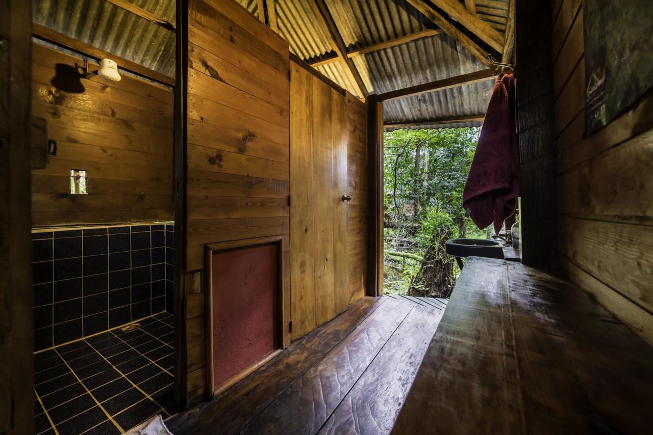 Hotel Casa Perico Rio Dulce Town Zewnętrze zdjęcie